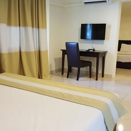 Erya By Suria Johor Bahru Hotel Exterior foto